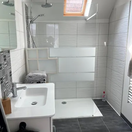 Agreable Maison 3* En Bord De בית נופש *