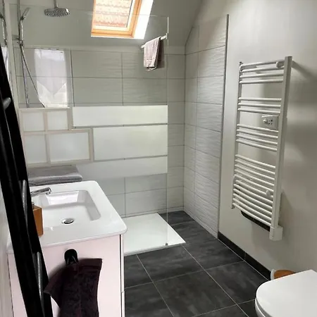 Holiday home Agreable Maison 3* En Bord De