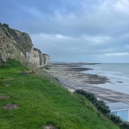 Holiday home Agreable Maison 3* En Bord De Dieppe