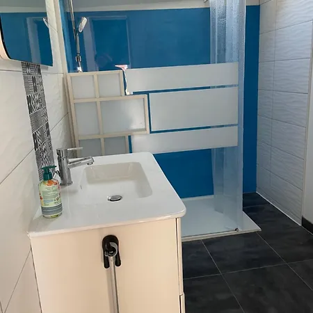 Agreable Maison 3* En Bord De Semesterbostad